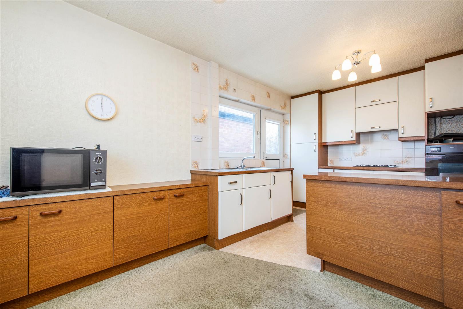 3 bed property in Crossfield, Preston